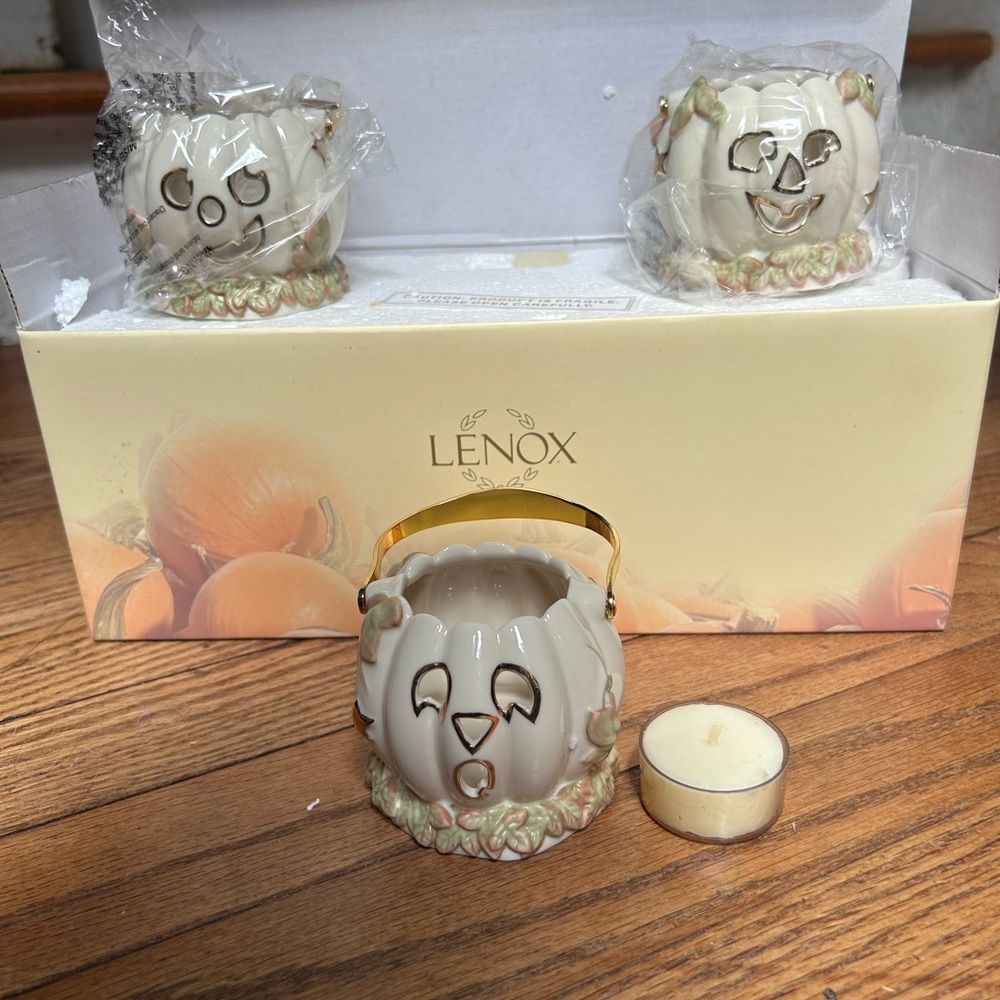 Happy Halloween!!! Lenox set of 3 Pumpkin Votives